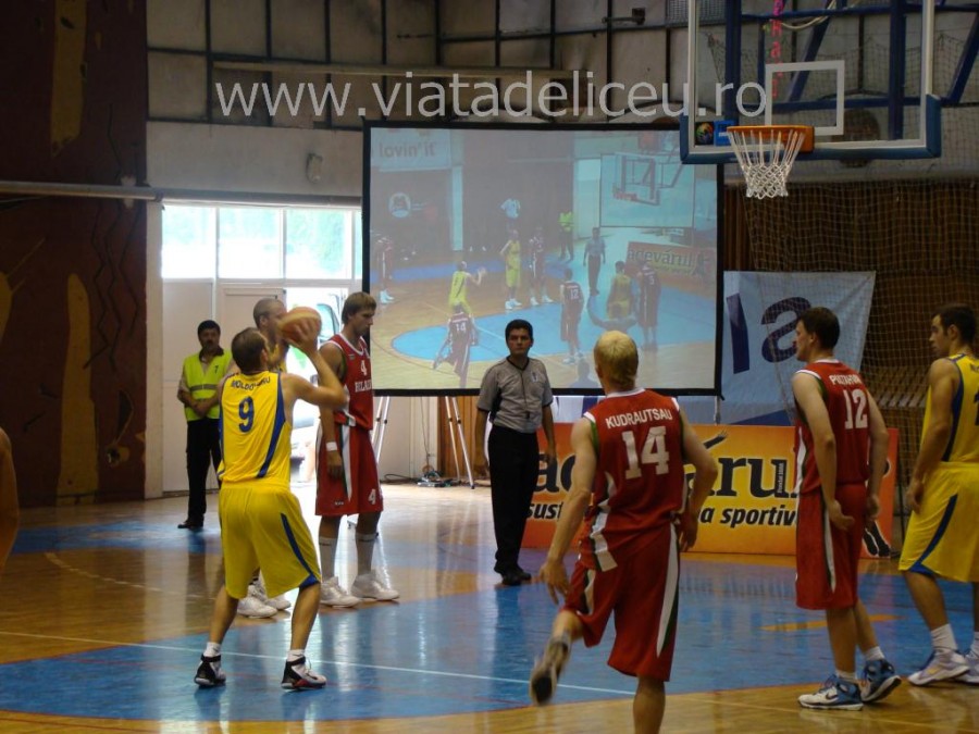 poze-romania-belarus-baschet-8