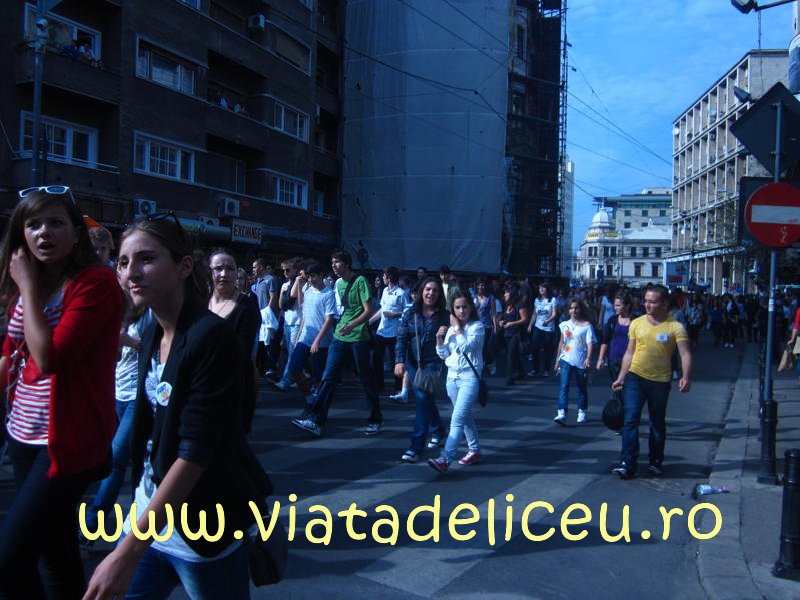 poze-parada-liceelor-2010-_07