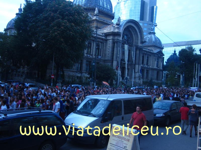 poze-parada-liceelor-2010-_12