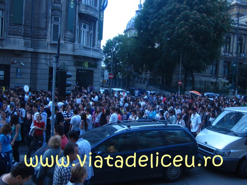 poze-parada-liceelor-2010-_13
