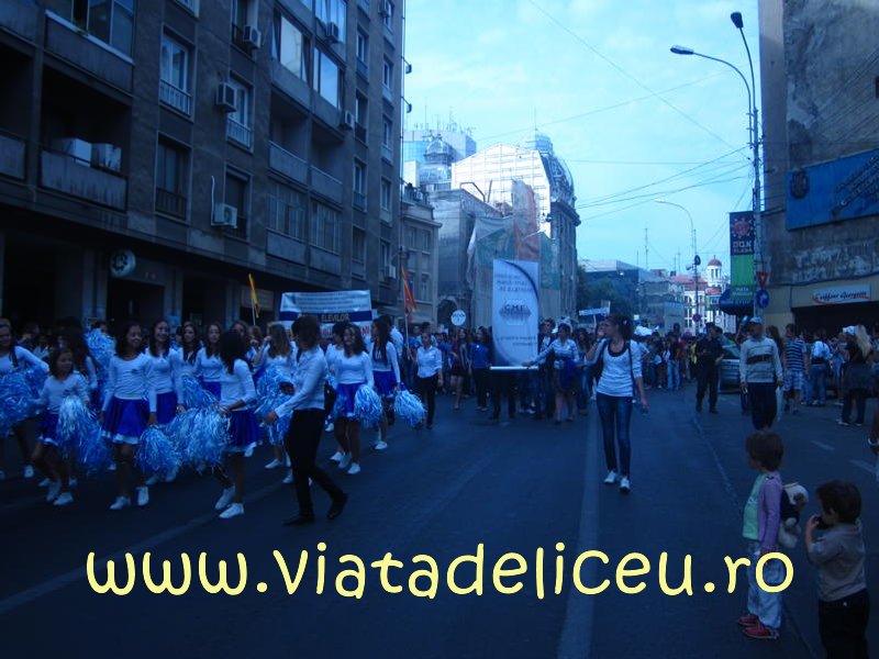 poze-parada-liceelor-2010-_19
